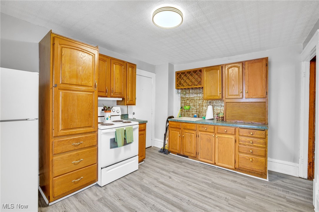 Voris & Steinbacher - Residential Income