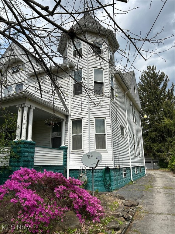 678 Mahoning Avenue, Warren, Ohio image 3