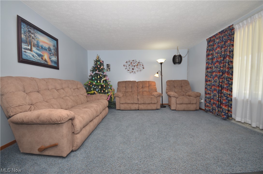 Oak Knolls Acres - Residential