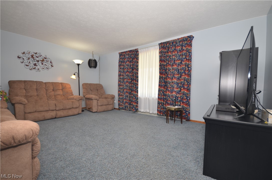 Oak Knolls Acres - Residential