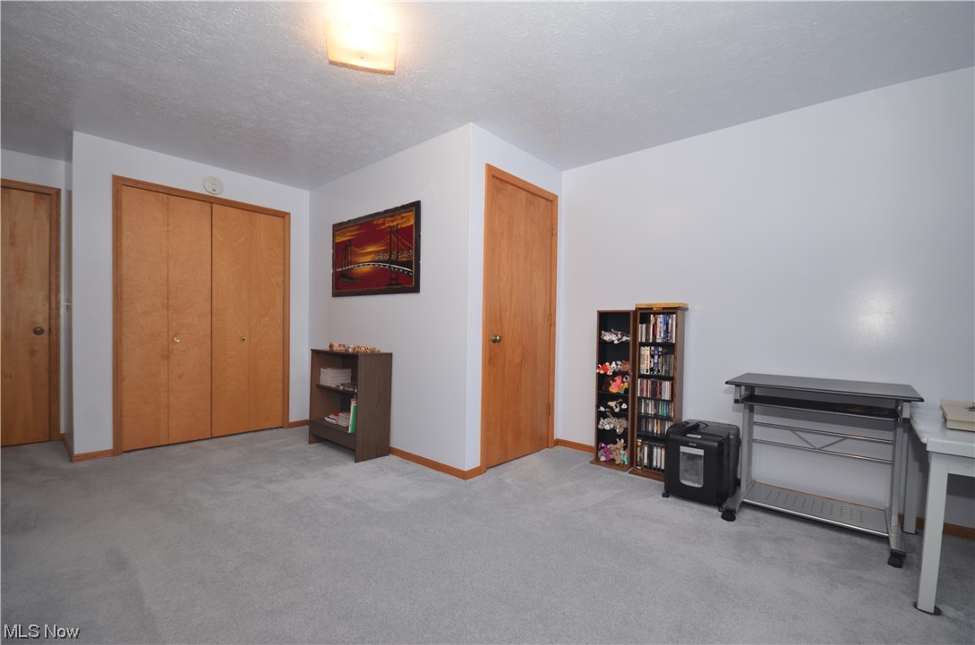 Oak Knolls Acres - Residential