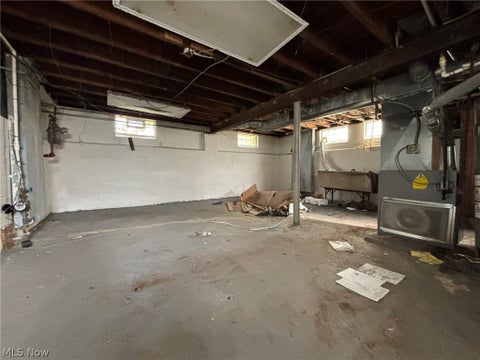 Tiny photo for 3833 E 144th Street, Cleveland, OH 44128 (MLS # 5252968)