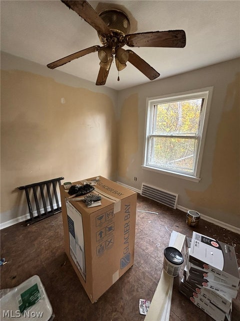 Tiny photo for 3833 E 144th Street, Cleveland, OH 44128 (MLS # 5252968)