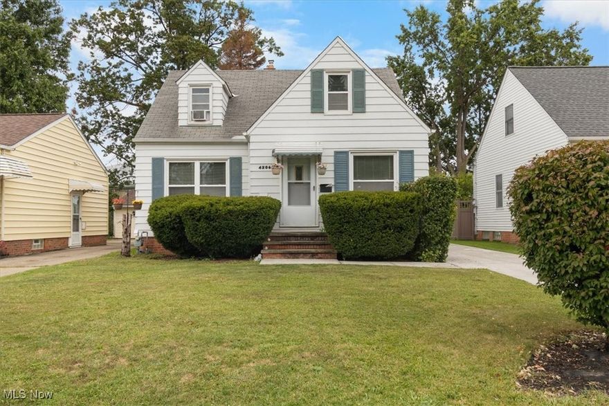 Come see this charming, well maintained 3 bedroom, 1 bath home. The basement ready to be your personal space - a
place to entertain your guests, extra family space, home office, man cave, she shed or whatever you can imagine! This
home is perfect for that new couple or that growing family. NEW Driveway from curb to garage installed in May 2020.
Great access to I480 just off intersection of Snow Rd. and State Rd, just minutes away from shopping and schools. Come
see this clean home today!