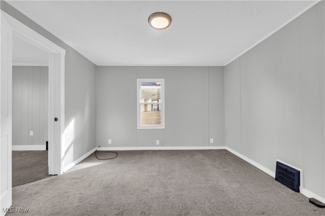 Diodate Clarks - Residential Income