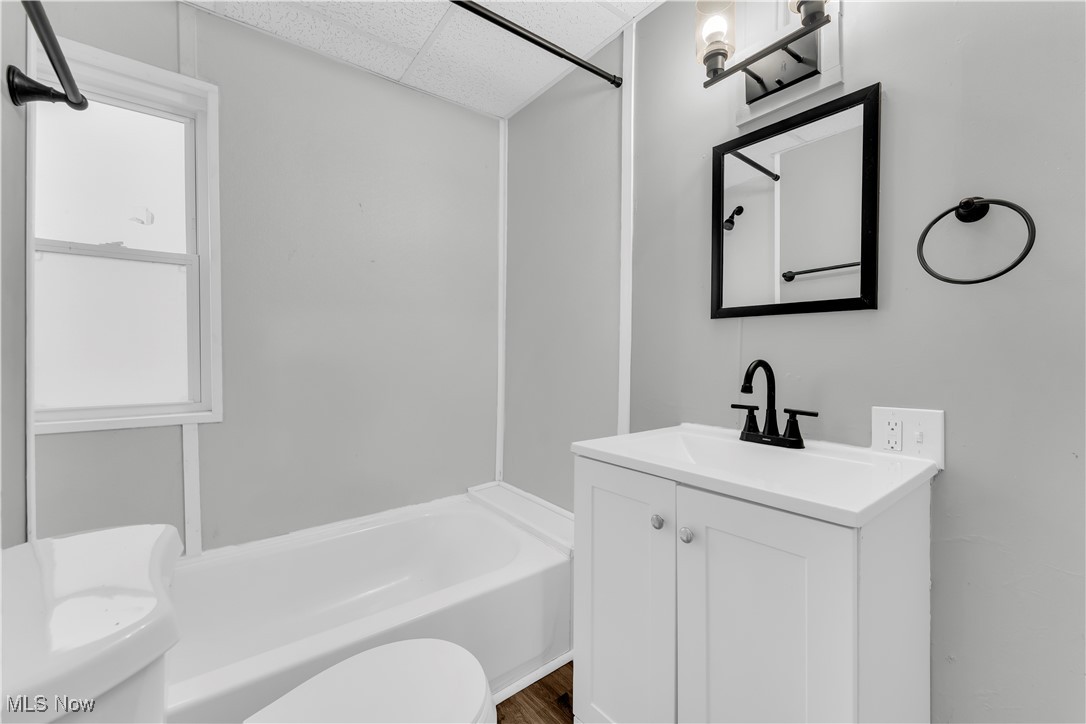 Diodate Clarks - Residential Income