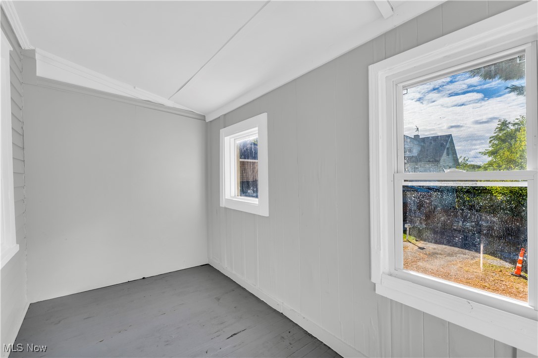 Diodate Clarks - Residential Income