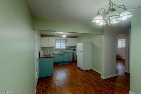 Tiny photo for 710 21st Street, Vienna, WV 26105 (MLS # 5188065)