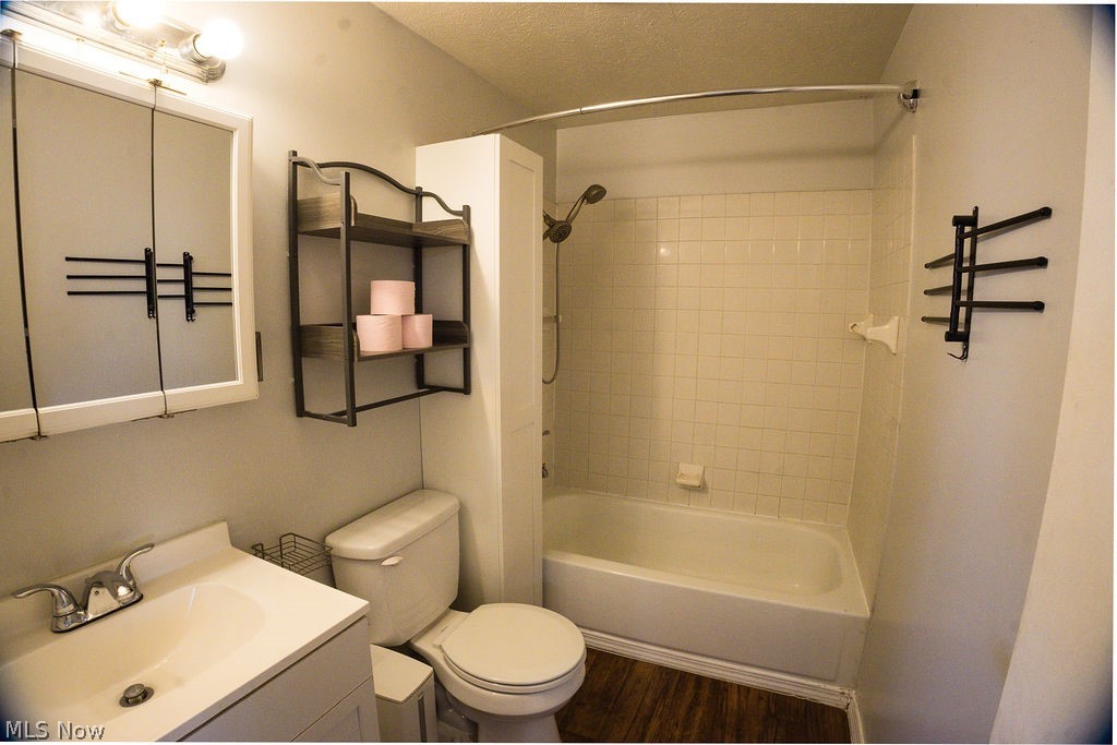 Avalon Adn - Residential