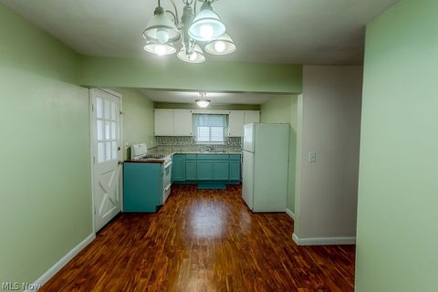 Tiny photo for 710 21st Street, Vienna, WV 26105 (MLS # 5188065)