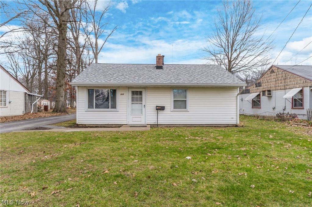 Photo of 368 Erskine Avenue, Boardman, OH 44512 (MLS # 5192804)