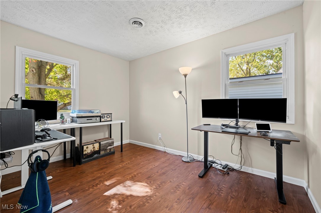 Spring Vly 06 - Residential