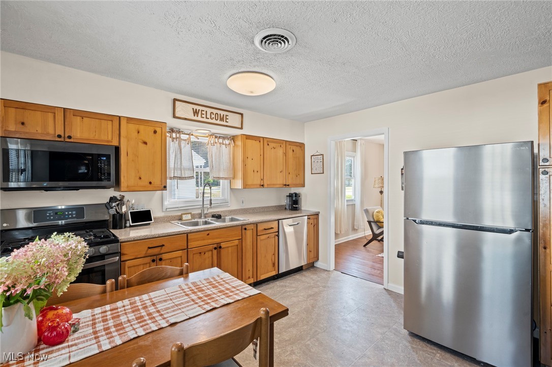 Spring Vly 06 - Residential