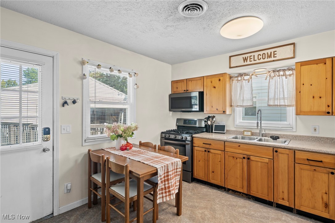 Spring Vly 06 - Residential