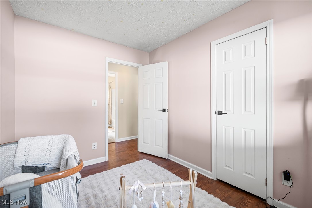 Spring Vly 06 - Residential