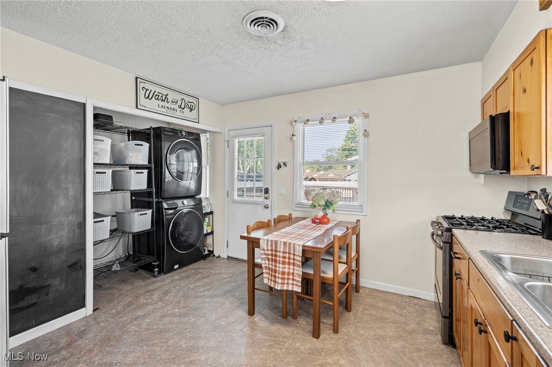 Spring Vly 06 - Residential