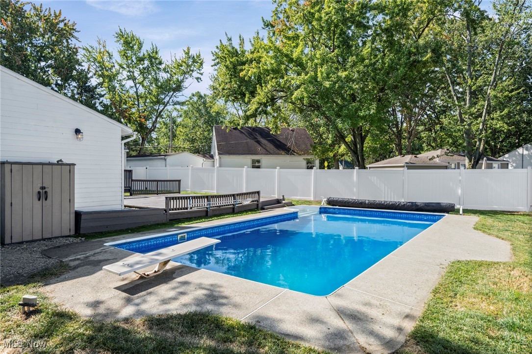 Spring Vly 06 - Residential