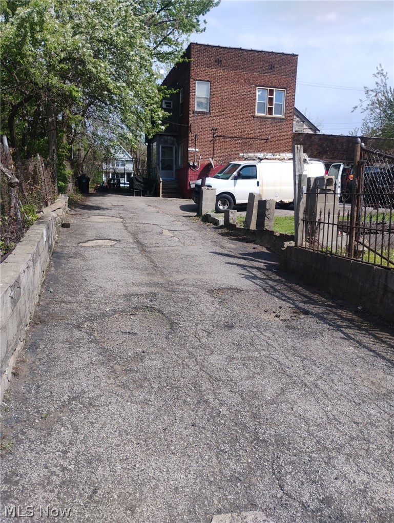 Barbara & Albert Stastny - Residential Income