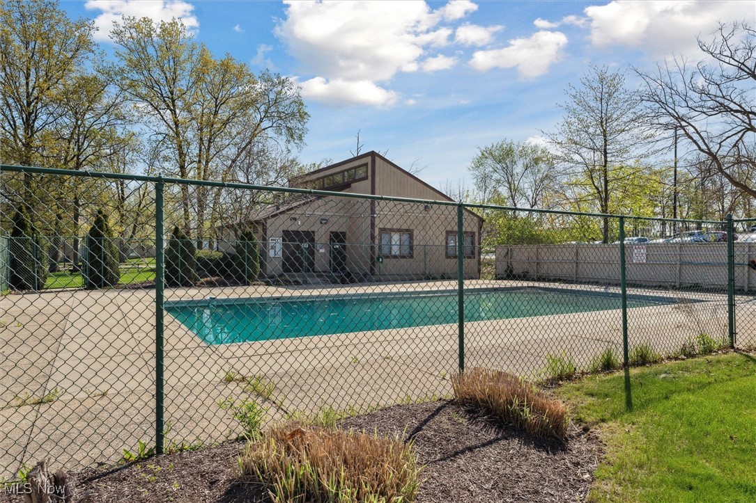 1400 Cedarwood Drive #20C, Westlake, Ohio image 40