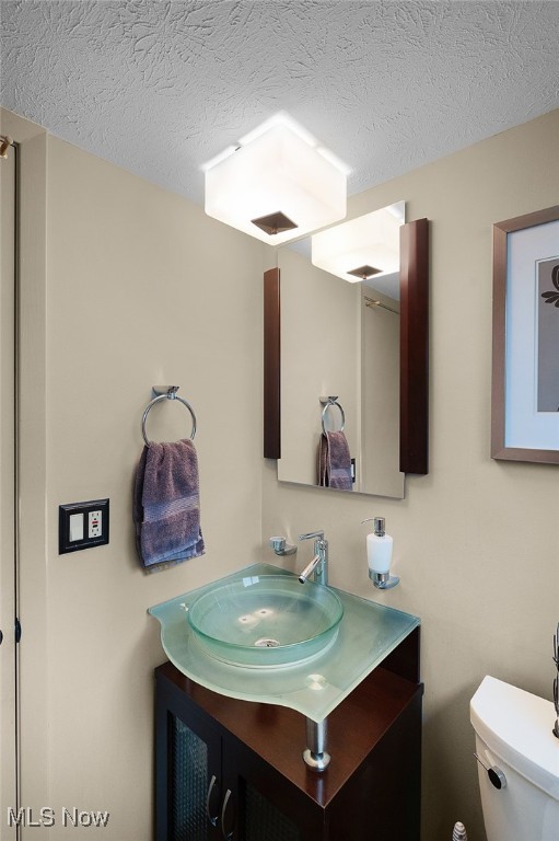 17485 Lexington Lane, Strongsville, Ohio image 28