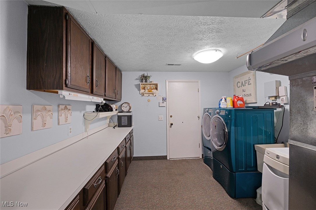 17485 Lexington Lane, Strongsville, Ohio image 29