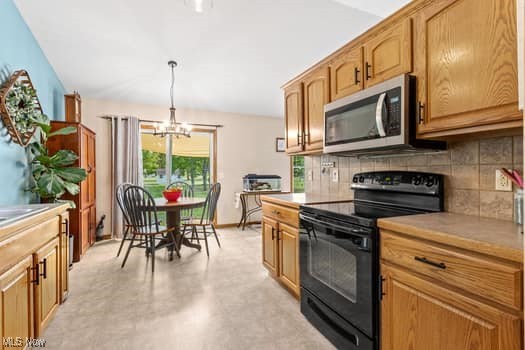 Holmesbrook Acres - Residential