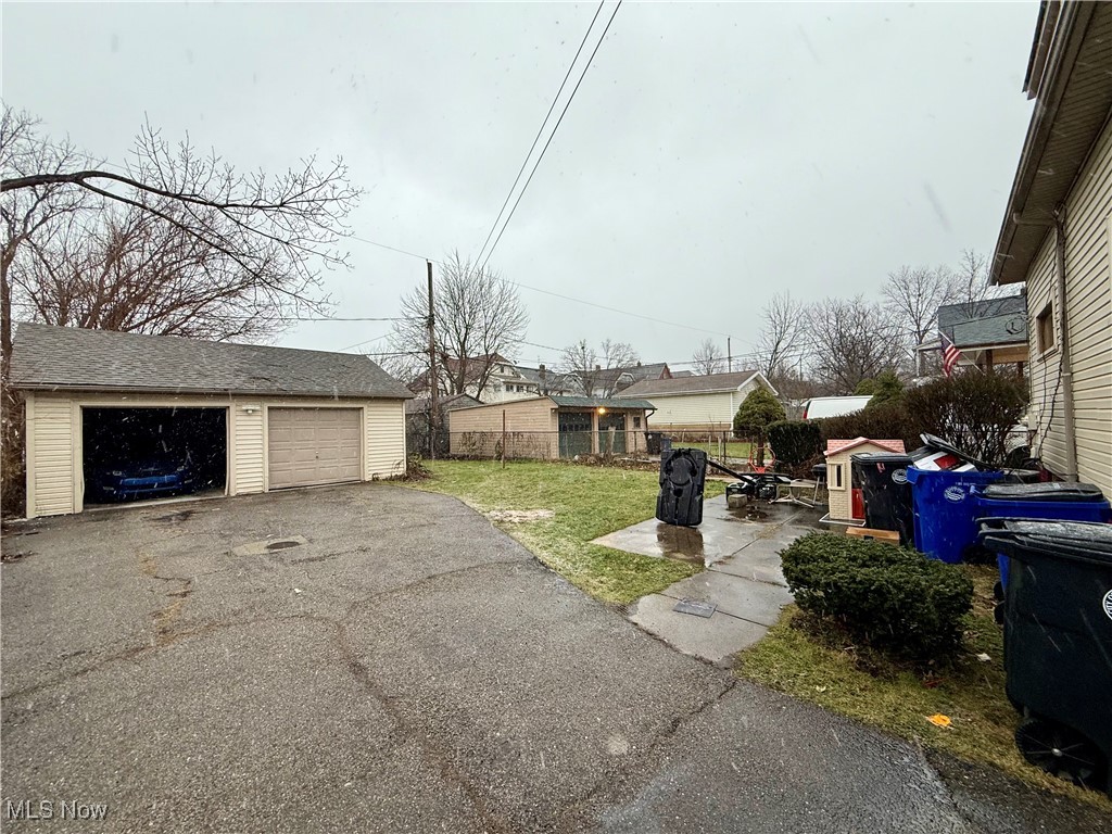 Davis & Judsons - Residential Income