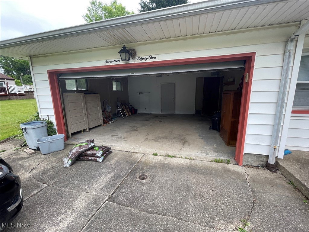 Girard, Ohio 44420, United States, 2 Bedrooms Bedrooms, ,2 BathroomsBathrooms,Residential,Active,152060