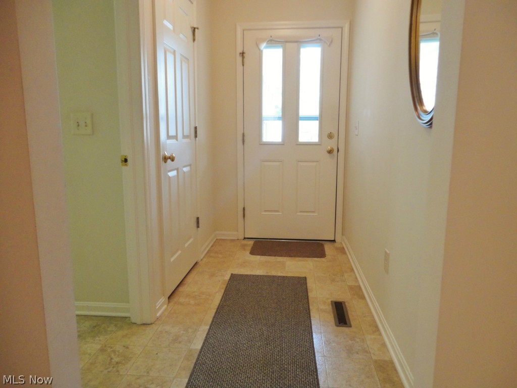 Abbe Glen Condo - Residential