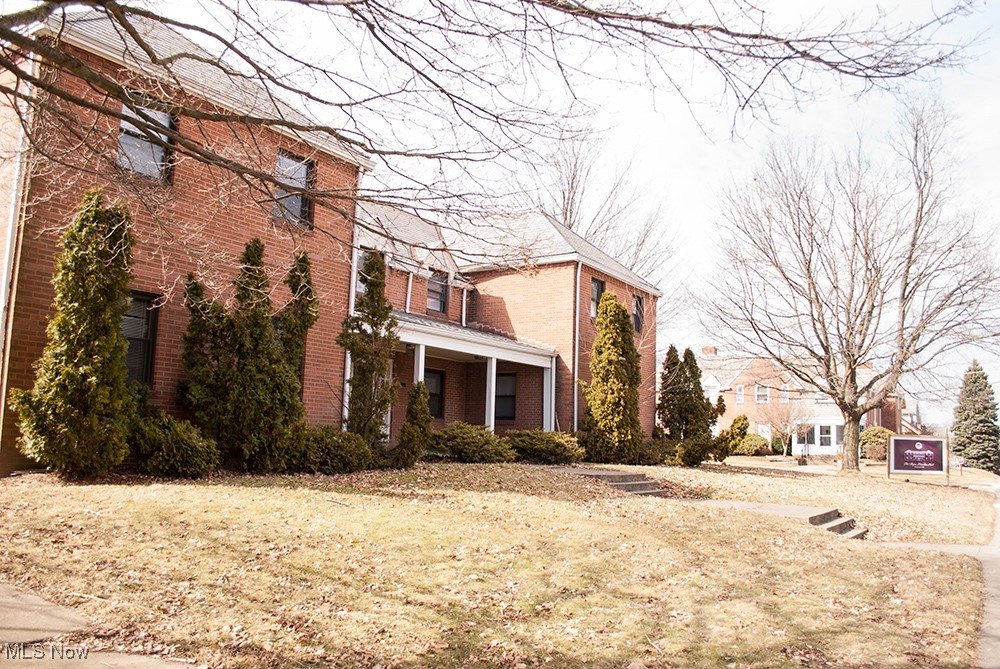 Highview - Commercial Sale