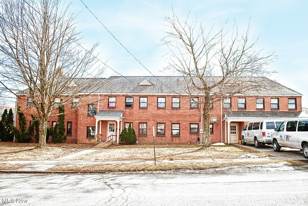 Highview - Commercial Sale