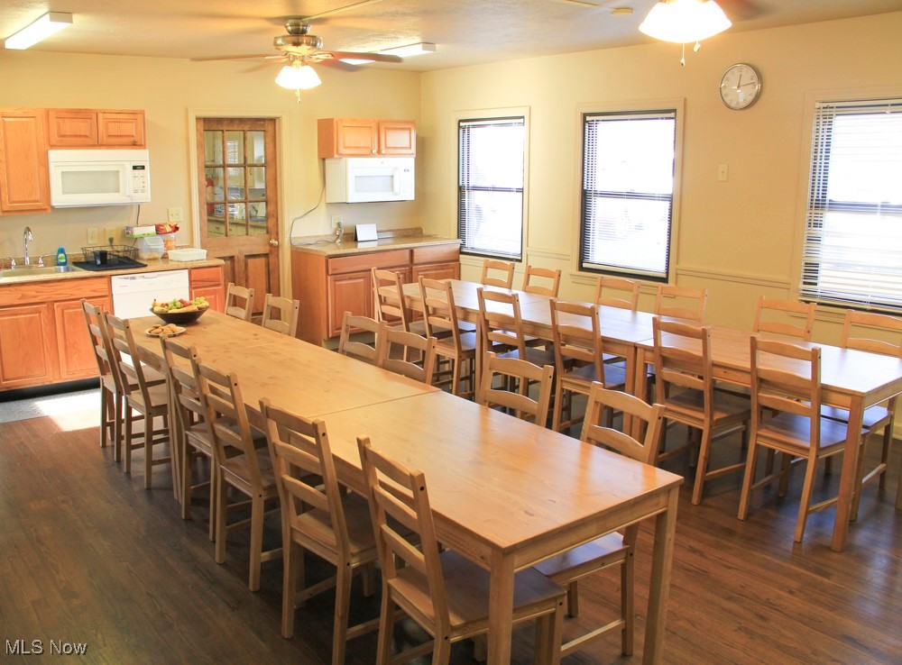 Highview - Commercial Sale