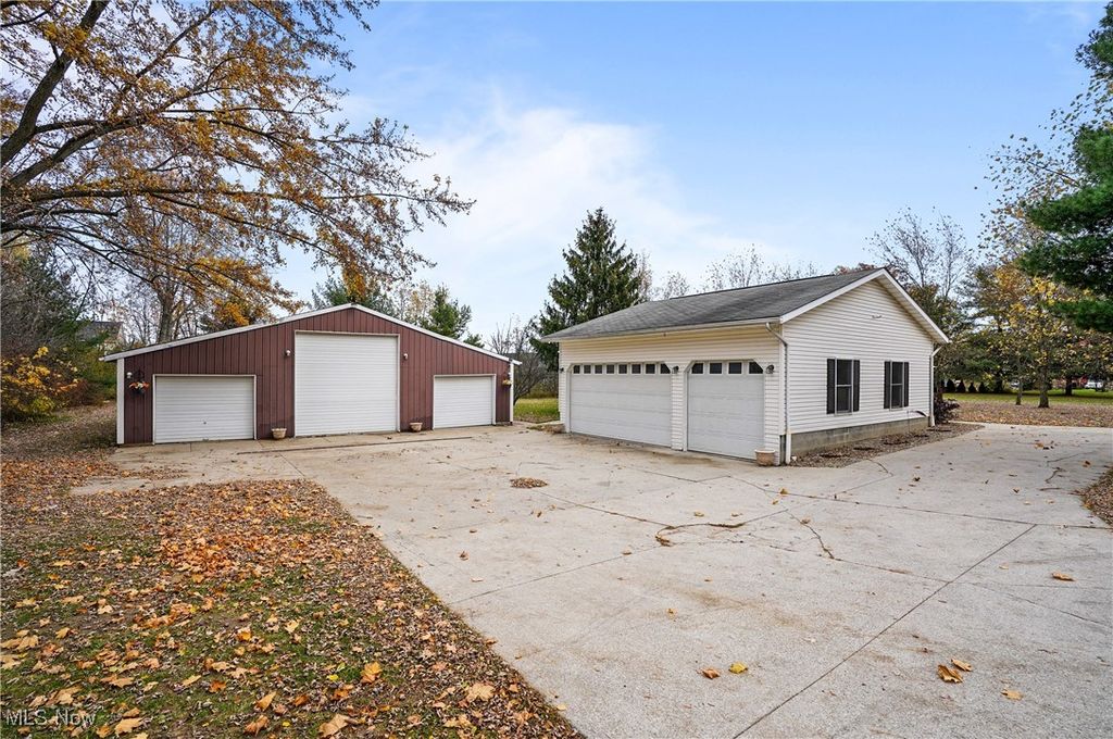 Photo of 10038 Page Road, Streetsboro, OH 44241 (MLS # 5178883)