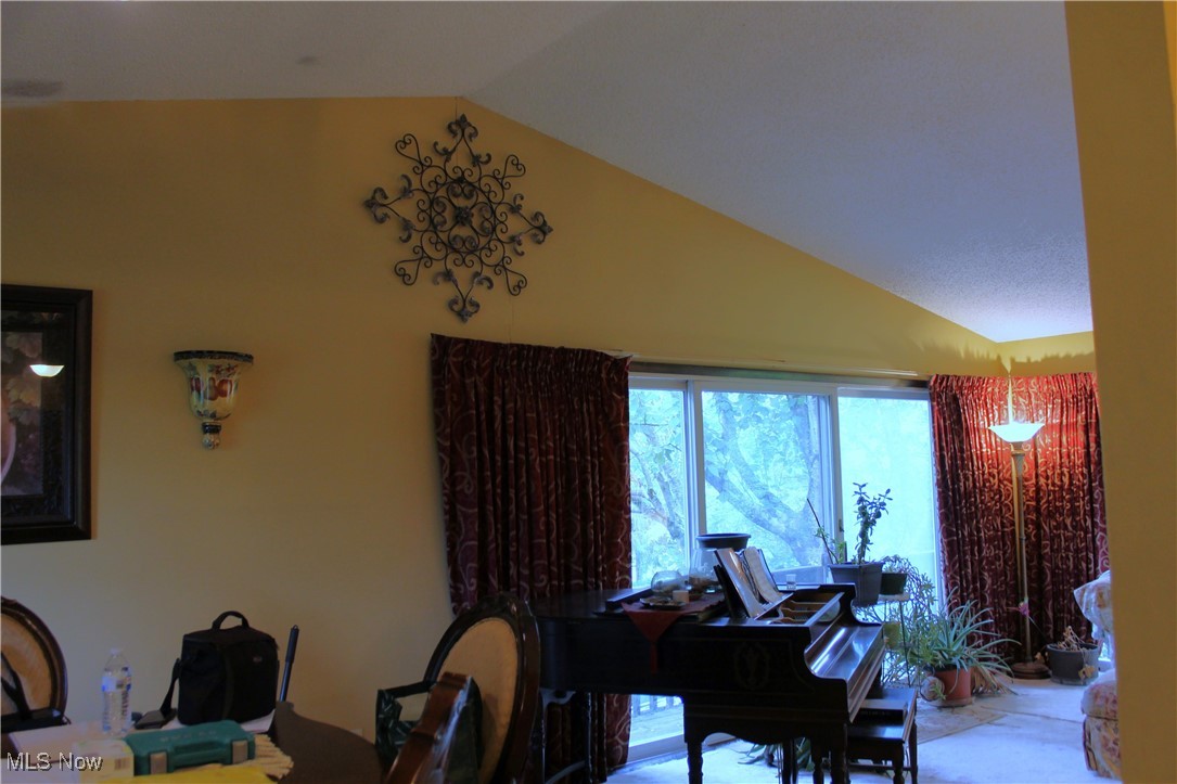635 N Hametown Road, Akron, Ohio image 6