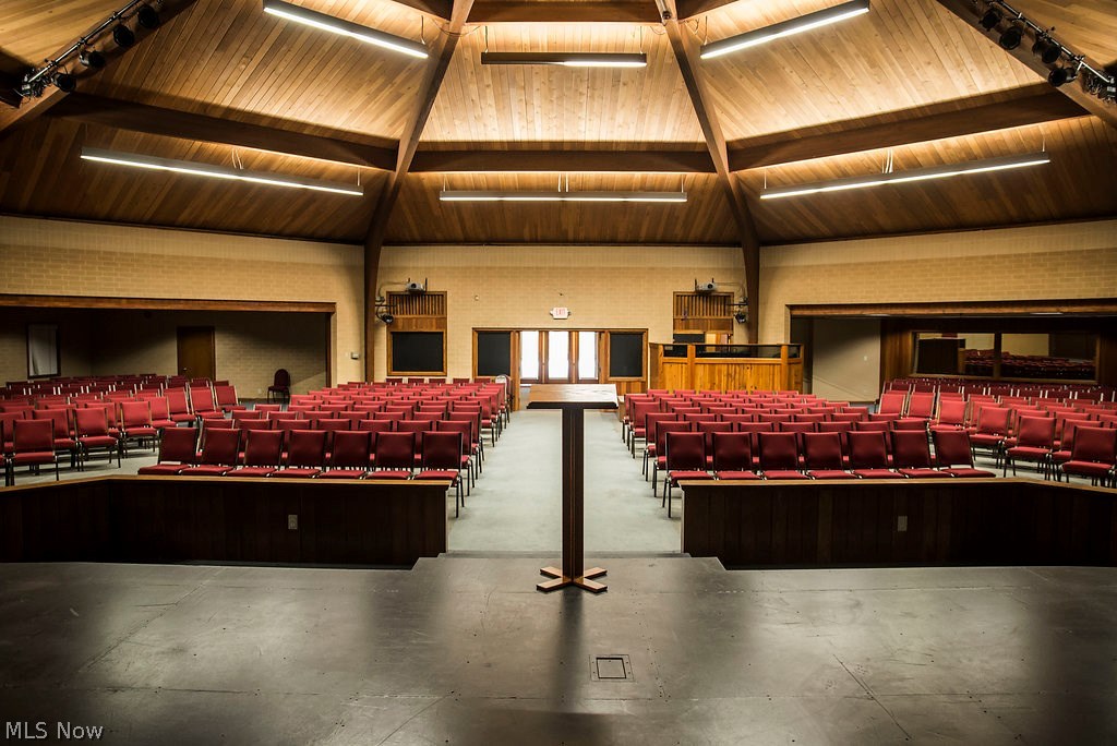 Carpenter Estates - Commercial Lease