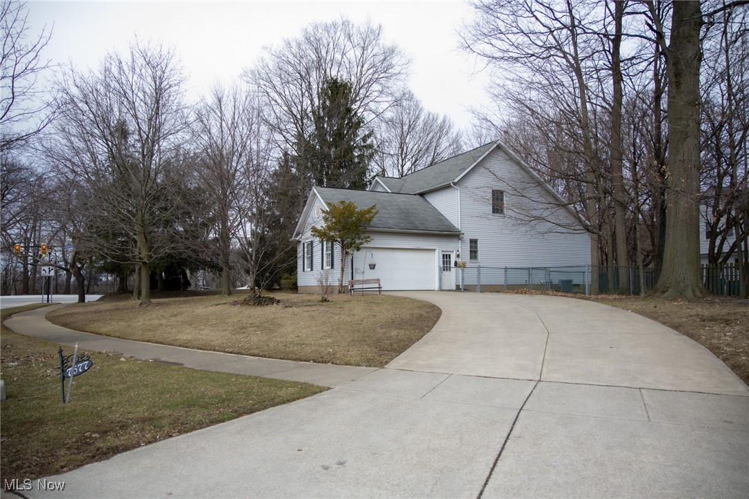 7677 Lucretia Court, Mentor, Ohio image 5