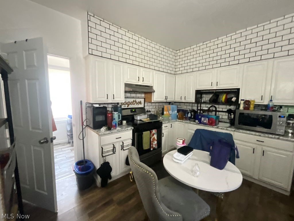 Morrison & Massies Homestead - Residential