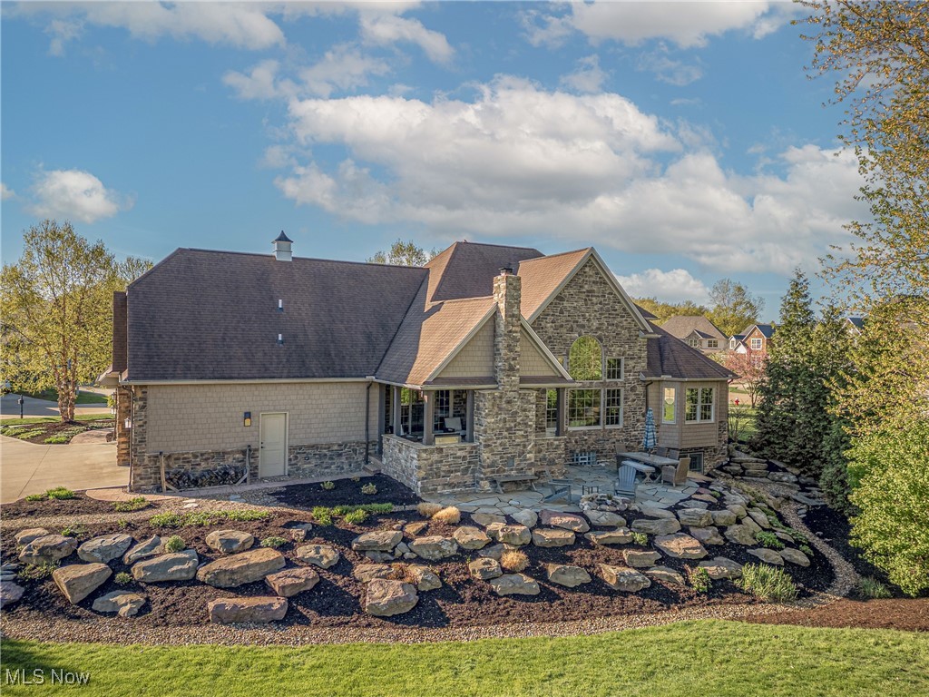 4128 Saint Theresa Boulevard, Avon, Ohio image 3