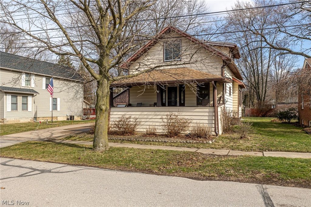 Photo of 145 Pearl Street, Amherst, OH 44001 (MLS # 5191897)