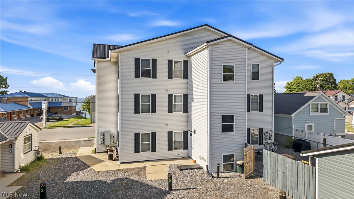 5214 Old Lake Road