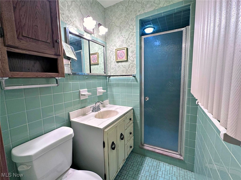 Elmknoll Heights - Residential