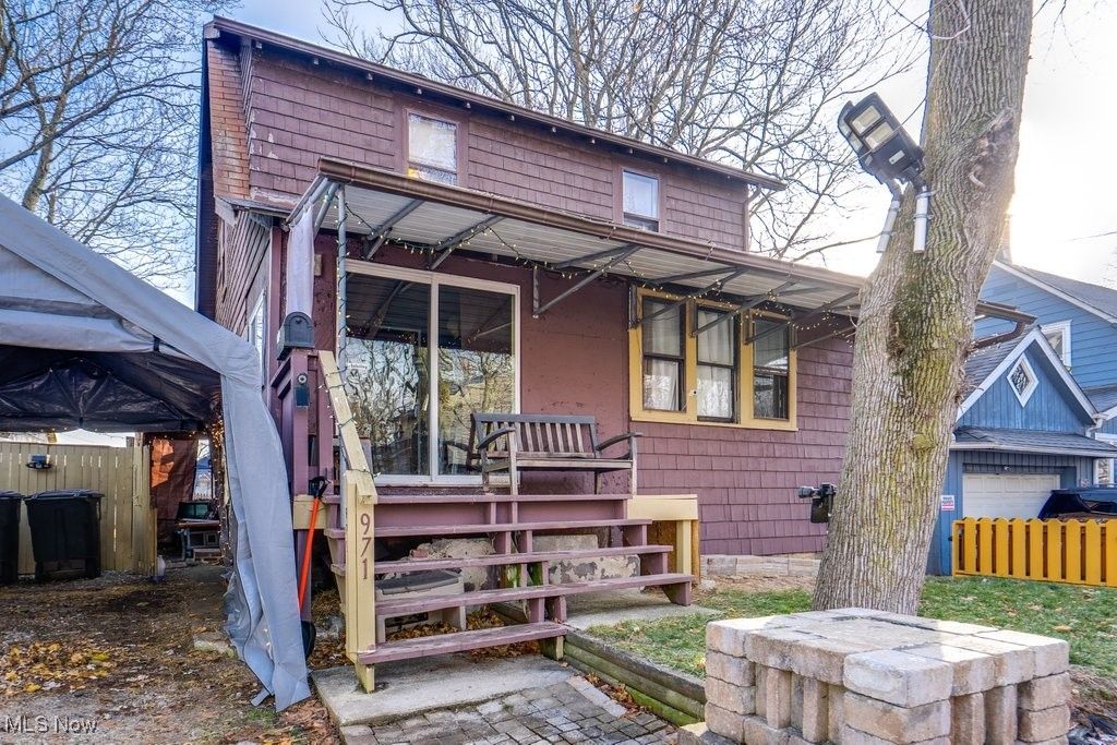 Photo of 971 Collinwood Avenue, Akron, OH 44310 (MLS # 5178402)