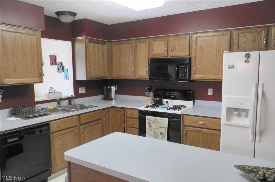 Nantucket Colony Condo - Residential