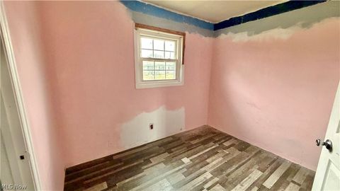 Tiny photo for 2215 Willowrow Avenue NE, Canton, OH 44705 (MLS # 5190822)