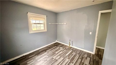 Tiny photo for 2215 Willowrow Avenue NE, Canton, OH 44705 (MLS # 5190822)