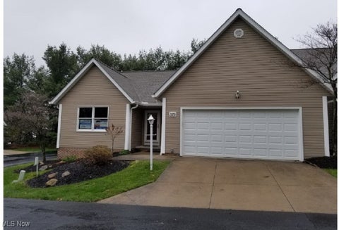 Photo for 326 Oak Grove Lane