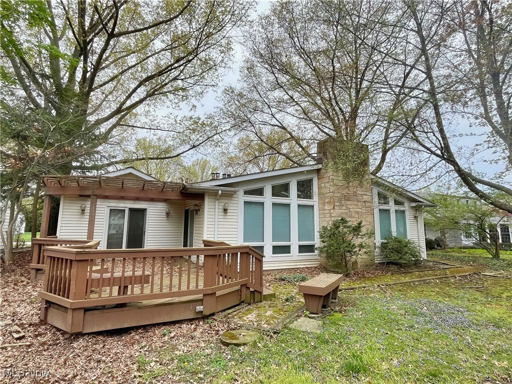 22576 Peach Tree Lane, Rocky River, Ohio image 2