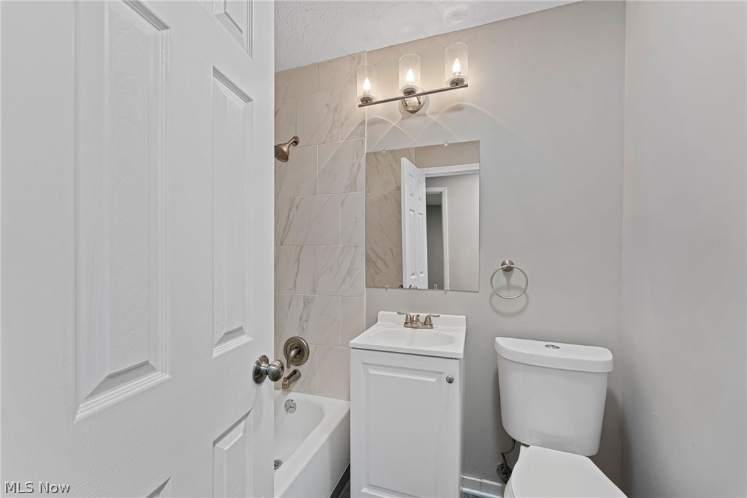 Vermilion/Lk 02 - Residential