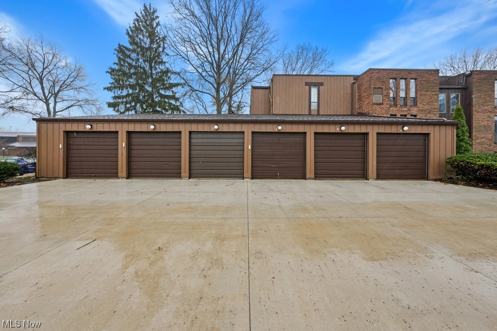 Smugglers Cove Condo 01 - Residential