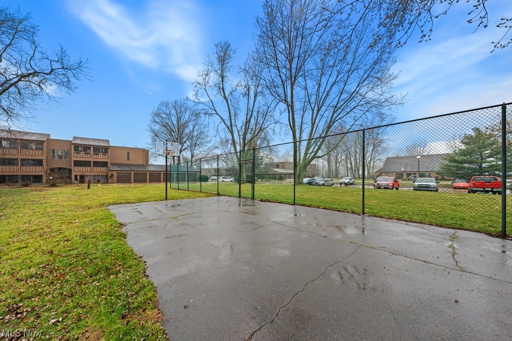 Smugglers Cove Condo 01 - Residential